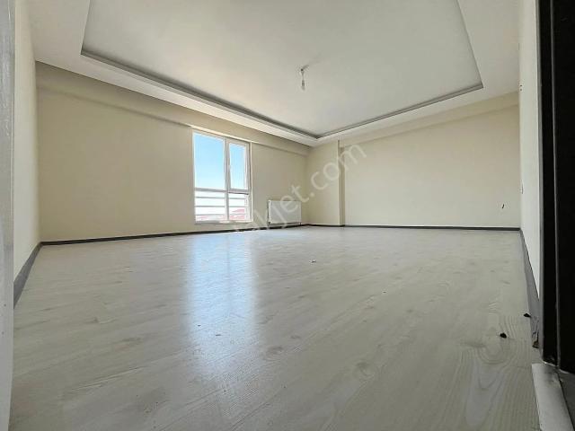 Az er Yapıdan Sınırsız Kredili Ön Cephe İskanlı 2+1 Satılık Daire