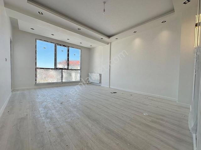 Az er Yapıdan Yüksek Kredili Full Ön Cephe Satılık 2+1 Daire
