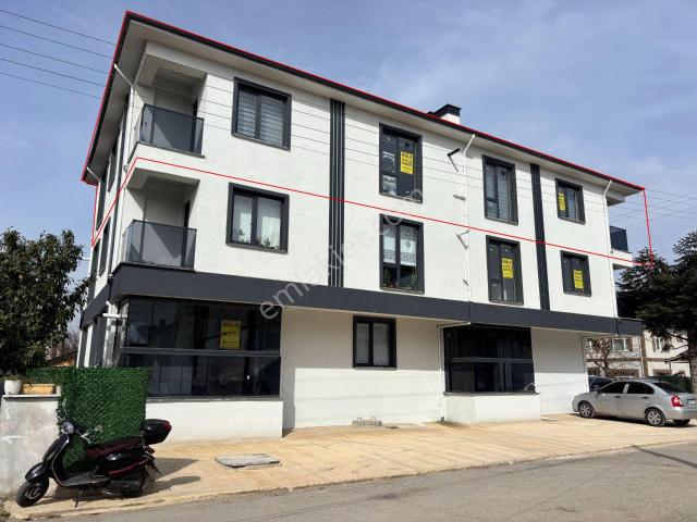 Azmimilli Mahallesi'nde 1+1 55 M2 Eşyalı Kiralık Daireler