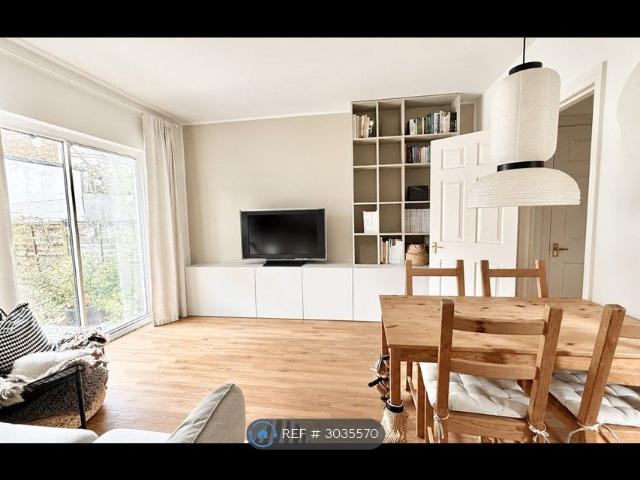 Azof Street, Greenwich, London SE10, 1 bed flat to rent, £1,900 pcm | PrimeLocation