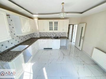 Azad Atatürk Caddesi Üzeri Kiralık 3+1 Teraslı Daire