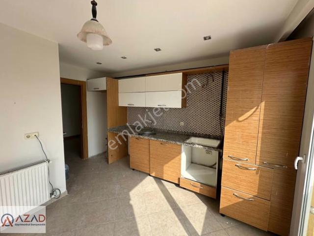 Azad Avm Adliye Civarı Kiralık 3+1 Daire