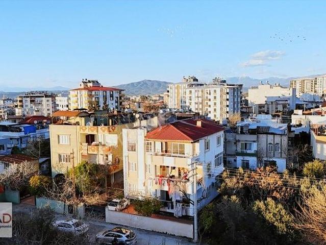 Azad cumhuriyet Mah. 372m2 Arsa İçinde Satılık 3 Katlı Müstakil