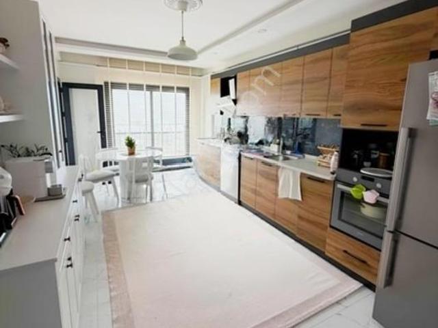 Azad düziçi Şehit Kemal Keskiner Mah. Satılık 4+1 215m2 Daire