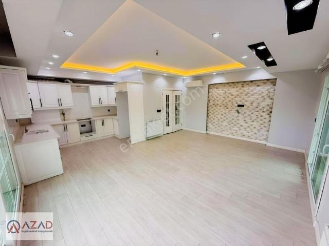 Azad Her Kat Tek Daire Satılık Eksiksiz 4+1 Açık Mutfak 187m2