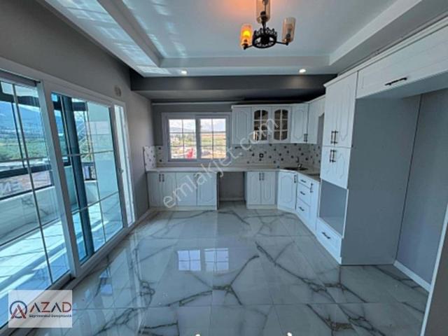 Azad 112 Çağrı Merkezi Civarı 4+1 185m2 Satlık Daire