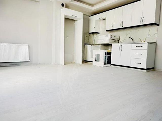 Azelyadan 2+1 ara kat açık mutfak kiralık daire