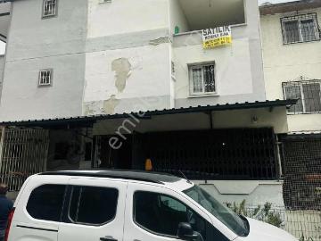Aziz Emlak Çağdaşkent'te Satılık Havuzlu Villa 4 + 1 Doğal Gazlı