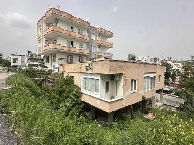 Aziz Emlak'tan Yalinayak'ta Satılık Müstakil 4 + 1 306 Arsanın