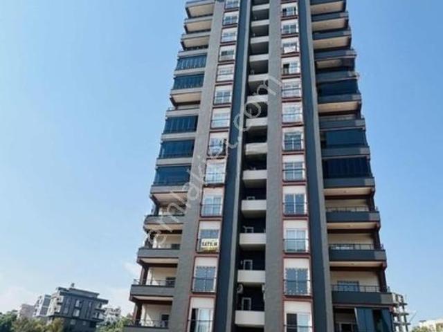 Aziz Eml'tan Arpac'ta Satılık 4 + 1 Bölgenin En Geniş Dairesi