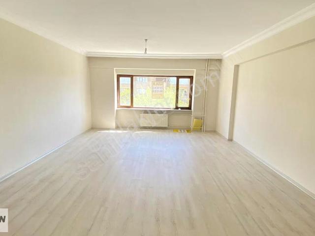 Azizhandan Otogarın Yanında 3+1 Kiralık Ara Kat Daire
