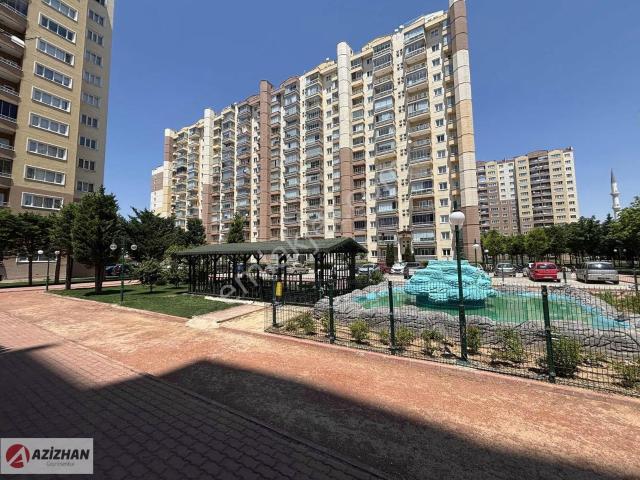 Azizhandan Elitkentte 3 Cepheli Bakımlı 4+1 Daire