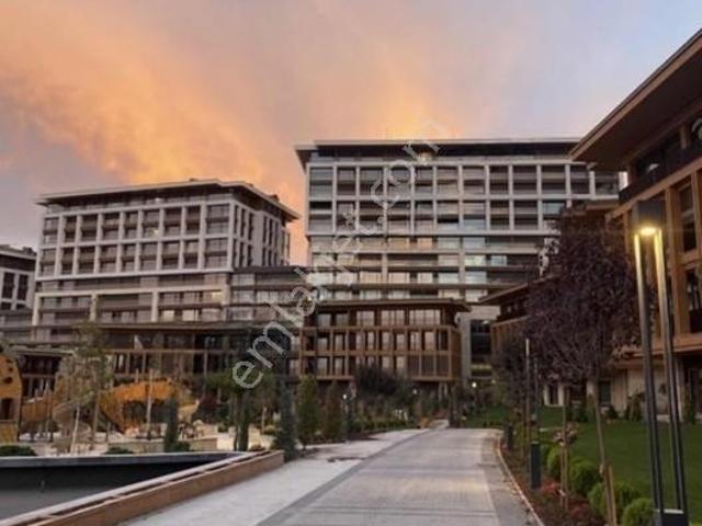 Azizhan'dan Yalı Tipi Bahçe Kat Kiralık Daire