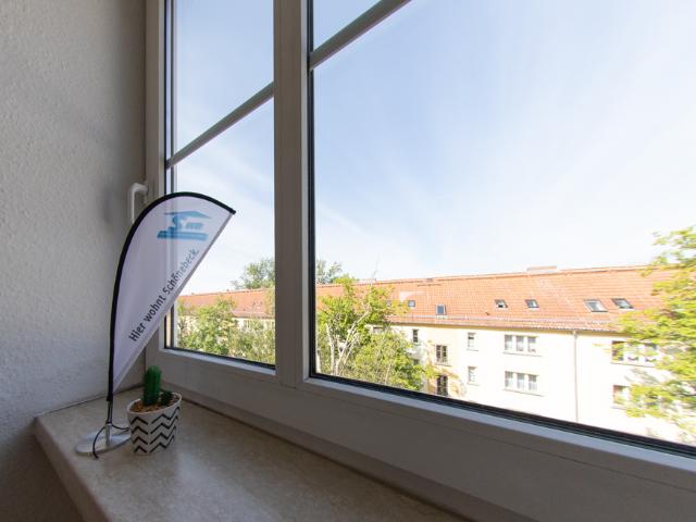 Azubis aufgepasst! Möblierte 1 Raum Wohnung im Dachgeschoss zu vermieten