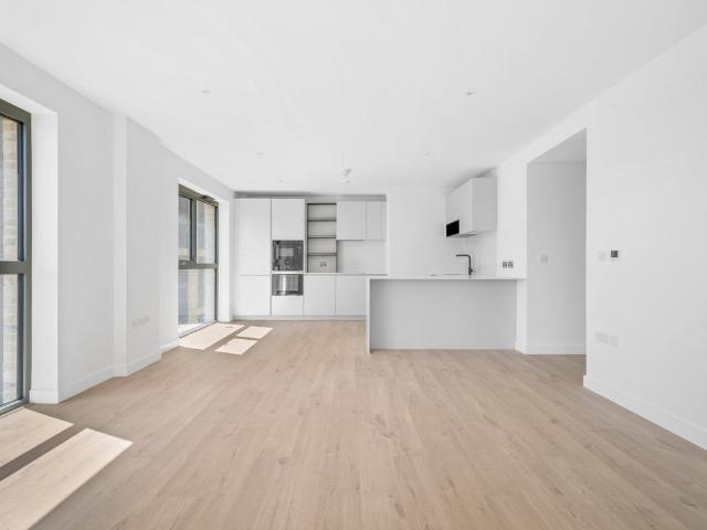 Azure Apartments, Dragonfly Walk N4, 3 bed flat to rent, £3,900 pcm | PrimeLocation