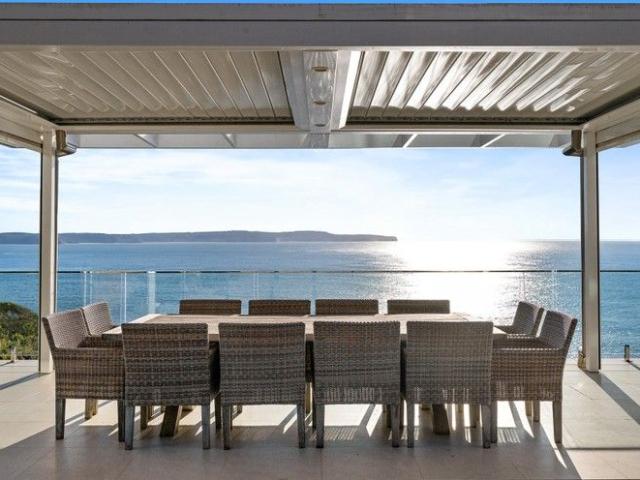 'AZURE' Exceptional Contemporary Residence Breathtaking Panorama