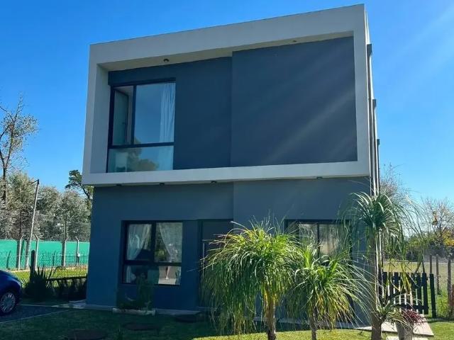Azza Bienes Raices