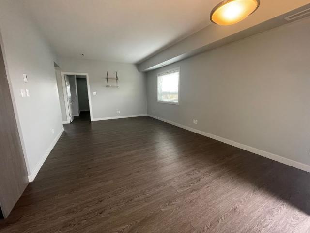 B02 5913 54 Avenue