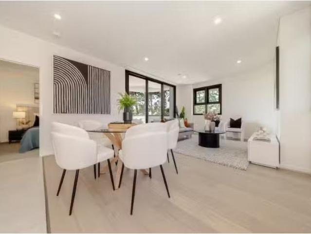B1210/8 &18 Garthowen Crescent, Castle Hill Apartment for rent.