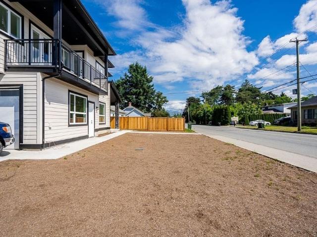 B1 45945 Lewis Avenue, Chilliwack