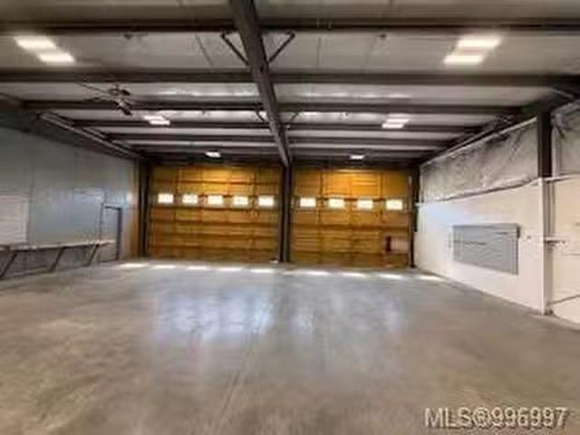 B7&8 1401 Springhill Rd, Parksville, BC, V9P 2T2 commercial.