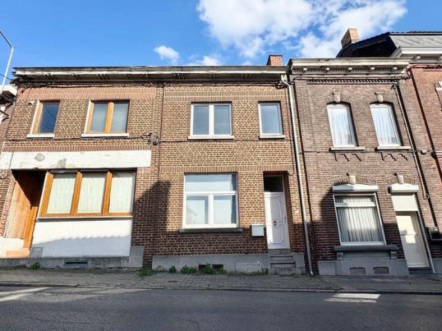 B. MAIS +/ 150M2 4CH AVEC COUR
