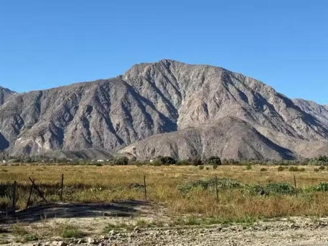 b ORREGO SPRINGS, BORREGO SPRINGS, CA 92004