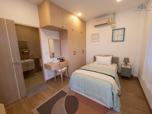 บ้านมือ1 เพิ่งสร้าง สไตล์มินิมอล ขาย ทาวน์โฮม บ้าน Ar Lek Home หนองปากโลง เมืองนครปฐม ใกล้ราชภัฎนครปฐม เพดานสูง 3 เมตร จอดรถได้ 2 คัน | #TPI 2028