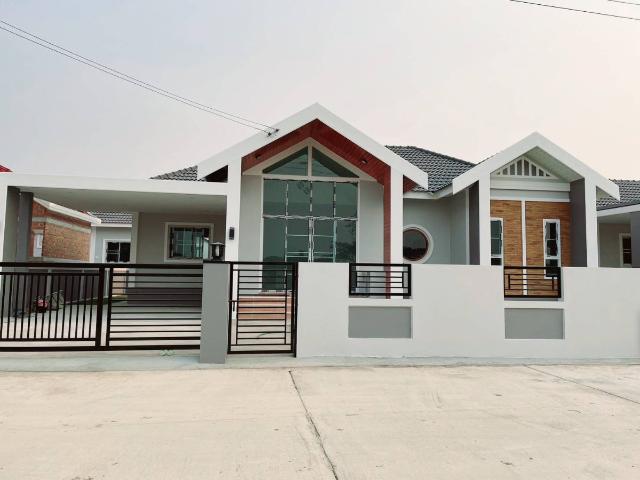 บ้านนอกโครงการทำเลชานเมือง ติดถนนวงแหวนรอบสอง ใกล้ โรงเรียนนานาชาติ สนามบิน #C6MG100525