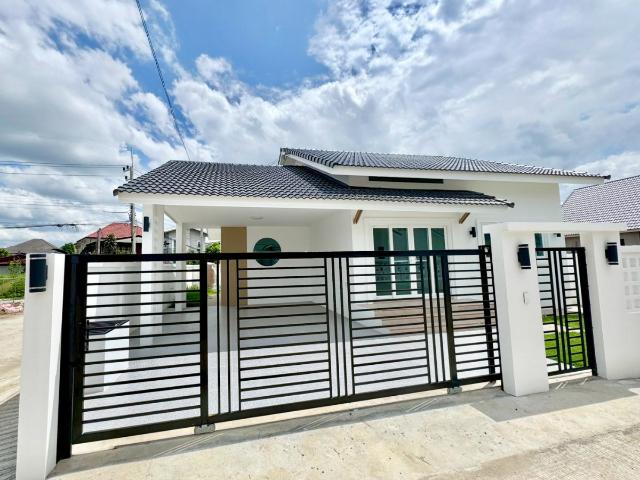 บ้านนอกโครงการที่ดินจัดสรรทำเลเด่นใกล้เมืองศูนย์การค้ากาดฝรั่ง ห้าง Big C โรงเรียนนานาชาติ และเข้าเมืองสะดวก #C7MG100873