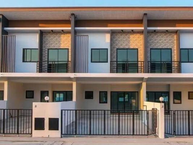 บ้านในโครงการขนาดเล็กทำเลย่านเศรษฐกิจ บ้านมือสองสภาพใหม่ ใกล้ โรงเรียนนานาชาติ #C5MG100777