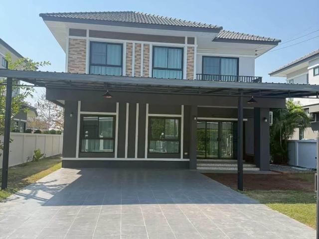 บ้านในโครงการ ระบบรักษาความปลอดภัยดีเยี่ยม พื้นที่กว้าง เหมาะสำหรับครอบครัวใหญ่ #ASP H0797