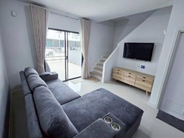 บ้านว่างให้เช่าทาวน์โฮม 2 ห้องนอน พร้อมเฟอร์นิเจอร์ครบ พร้อมอยู่ 2นอน 2น้ำ