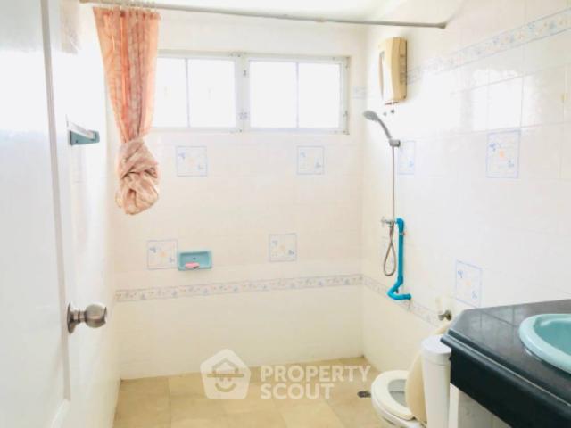 บ้านเช่า 4 ห้องนอน รับสัตว์เลี้ยง ซอยสำวะตะวันออก เขตคลองสามวา ID 1242