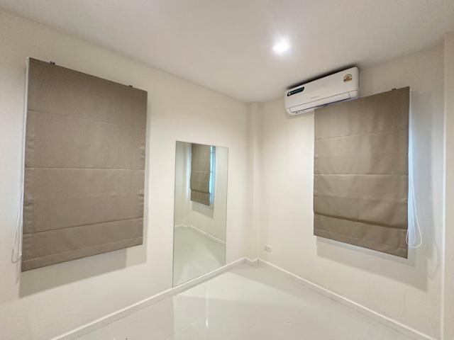 บ้านเช่า หมู่บ้าน ฉัตรเพชร ศรีฐาน