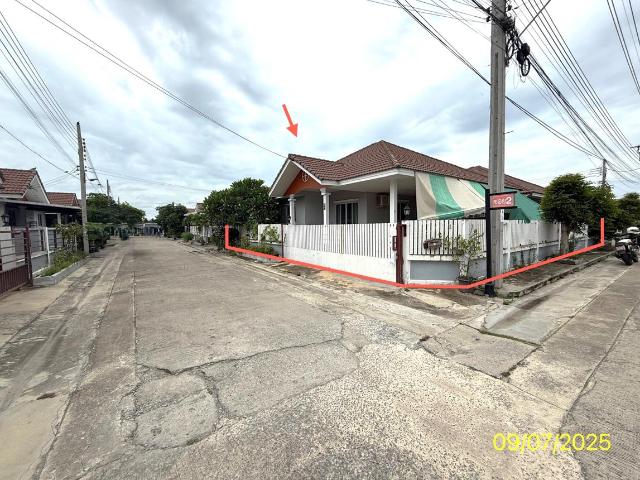 บ้านเดี่ยว 55.7 ตร.วา รติรัตน์ ถนนต้นเชือก วัดมะสง ไทรน้อย นนทบุรี 2.8M