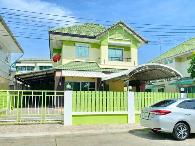 บ้านเดี่ยว 2 ชั้น 3 นอน 2 น้ำ เนื้อที่ 57 ตร.ว 230 ตร.ม.ทำเลติดถนนราชพฤกษ์ ใกล้เพียวเพลส ราชพฤกษ์ 300 ม.บรรยากาศเงียบสงบ เหมาะอยู่อาศัย
