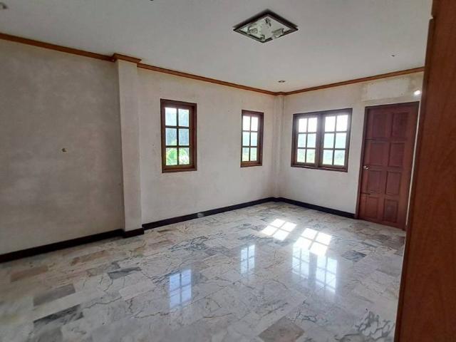 บ้านเดี่ยว 2 ชั้น หลังใหญ่ ในหมู่บ้านจัดสรรเงียบสงบ — เมืองตรัง