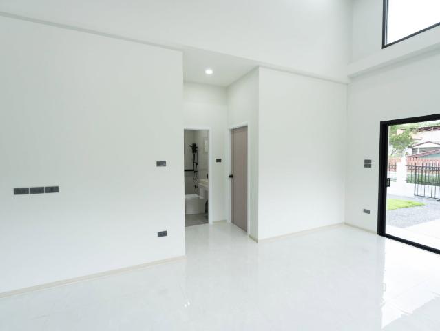 บ้านเดี่ยวทำเลทอง สันผักหวาน หางดง! ที่ดินกว้าง 68 ตรว. ใกล้เมืองแค่เอื้อม