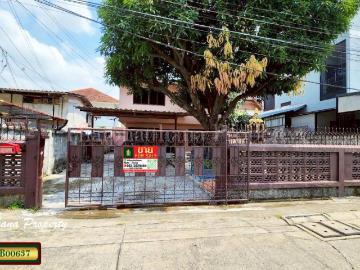 บ้านเดี่ยว หมู่บ้านพรสว่างนิเวศน์ สำโรง ทำเลศักยภาพ ใกล้รถไฟฟ้า BTS สถานีสำโรง