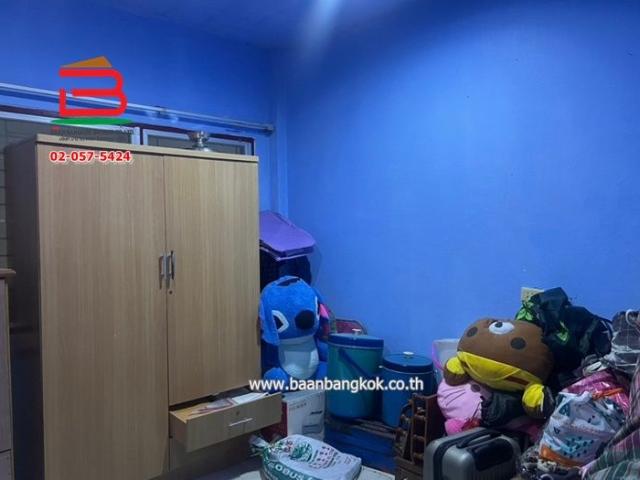 บ้านเดี่ยว หมู่บ้าน โตเจริญ 2 เนื้อที่ 65.7 ตรว. ถนนสายเอเชีย อ.นครหลวง จ.อยุธยา