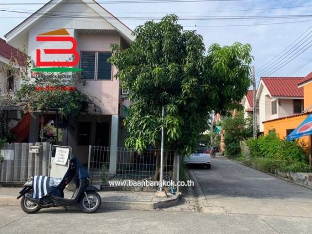บ้านเดี่ยว หมู่บ้าน เอื้ออาทรประชาสำราญ เนื้อที่ 19.5 ตรว. ถนนประชาสำราญ เขตหนองจอก