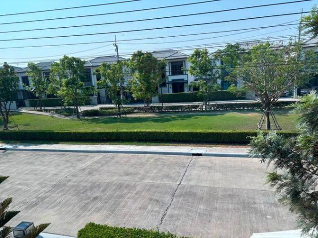 บ้านเดี่ยวให้เช่า Grande Pleno Phahol Vibhavadi 2 3 ห้องนอน 4 ห้องน้ำ เฟอร์นิเจอร์ และ เครื่องใช้ไฟฟ้าครบ