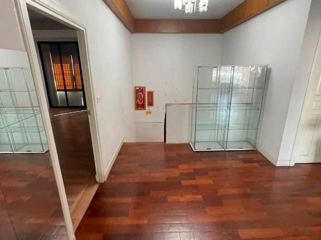 บ้านเดี่ยวให้เช่า ลาดสวาย ลำลูกกา คลอง 4 7 ห้องนอน 6 ห้องน้ำ หลังแรกติดตลาดลาดสวาย รับจดทะเบียนบริษัท