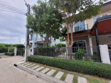 [บ้านเดี่ยวให้เช่า! ลดราคาพิเศษ P 44933 เซนโทร สุขสวัสดิ์ – พระราม 3 3 นอน 3 น้ำ รับสัตว์เลี้ยง จอดรถ 2 คัน] | line @easythaihome 085 592 2