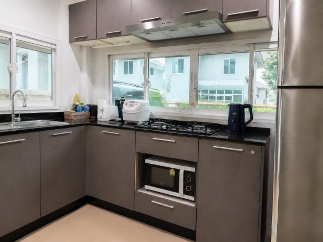 บ้านเดี่ยวหลังใหญ่สุดในโครงการ! หลังมุม พร้อมสระว่ายน้ำ + สไลเดอร์+ สระว่ายน้ำส่วนตัว หมู่บ้านอารียาโคโม่ ลาดกระบัง ใกล้สนามบินสุวรรณภูมิ