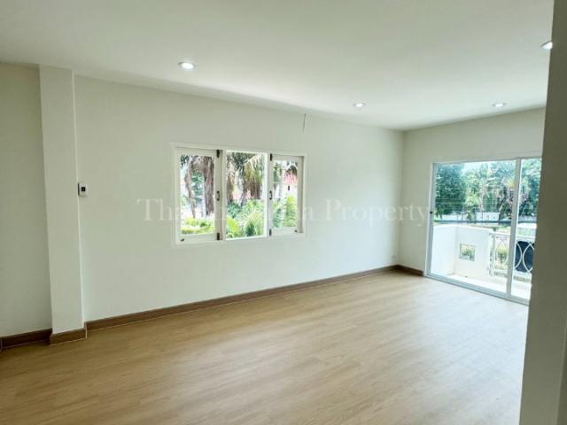 บ้านเดี่ยว เพอร์เฟค พาร์ค เคหะร่มเกล้า 64 หลังริม รีโนเวทใหม่
