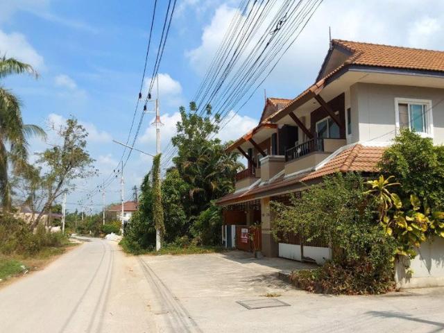 บ้านแฝด 48.7 ตร.วา พงศ์มลวิวัฒน์ อำเภอหาดใหญ่ สงขลา 3.9M