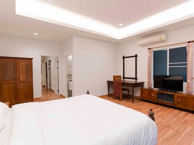 บ้านแฝดให้เช่า 2 ชั้น 3 ห้องนอน 3 ห้องน้ำ ใจกลางเมืองเชียงใหม่ ใกล้มหาวิทยาลัยเชียงใหม่ R1078 T.0946511