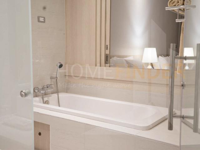 บ้านหรูติดทะเล Luxury Beachfront house resort villa 6 bedrooms 6 bedrooms, for sale